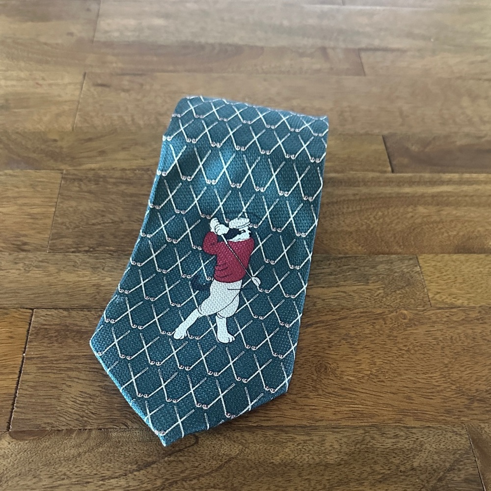Big Dogs Stylish Blue Golf Pattern Tie